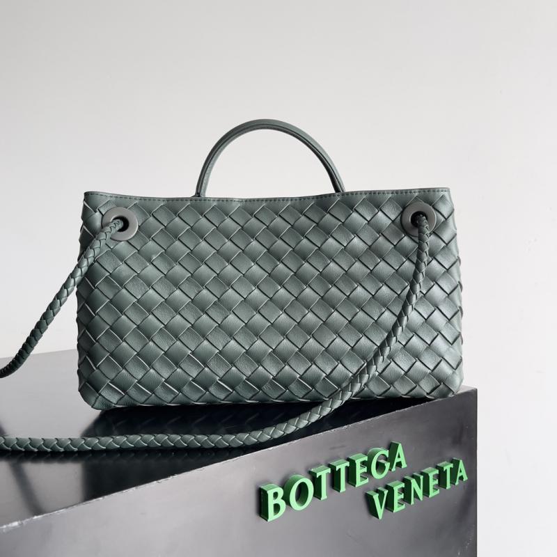 Bottega Veneta East-West Andiamo Dark Green 754990