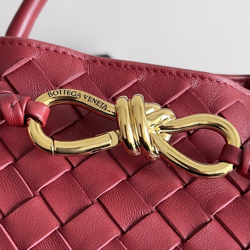 Bottega Veneta East-West Andiamo Red 754990