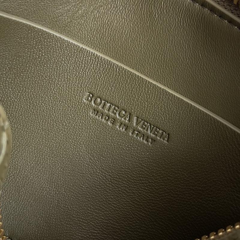 Bottega Veneta Intrecciato Concert Pouch Olive Oil 794258
