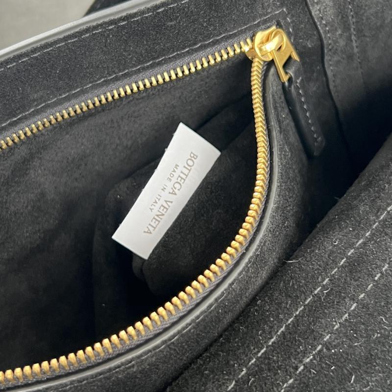 Bottega Veneta Medium Ciao Ciao Black 817231