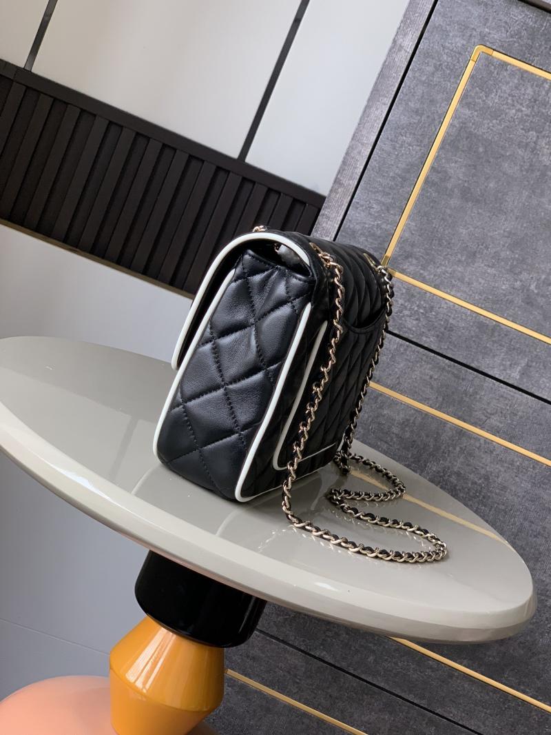 Chanel Lambskin Flap Shoulder Bag Black AS5150