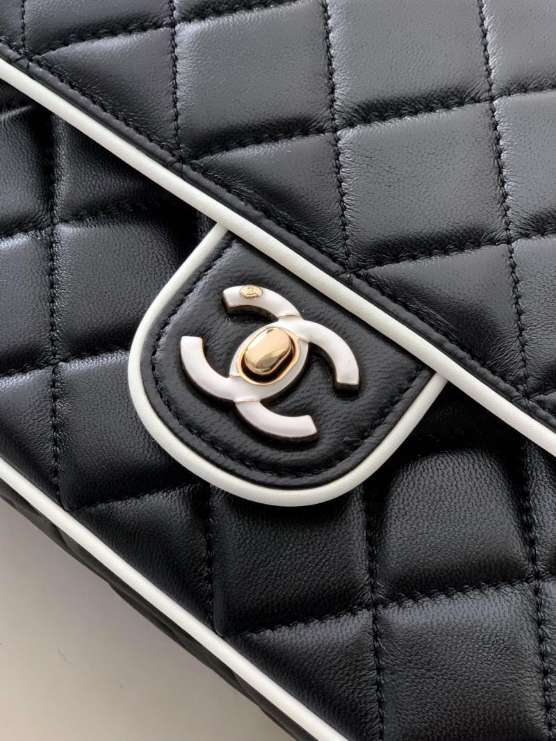 Chanel Lambskin Flap Shoulder Bag Black AS5150