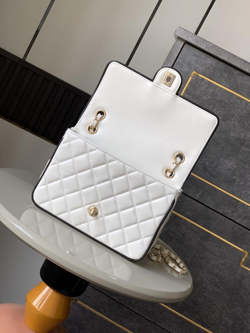 Chanel Lambskin Flap Shoulder Bag White AS5150