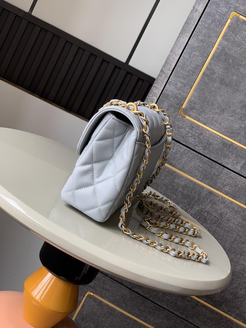 Chanel Leather Flap Bag Light Grey AS5240