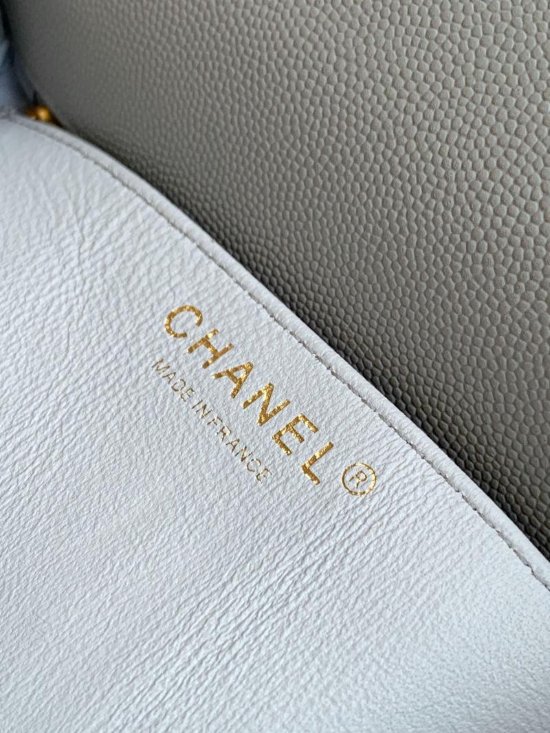 Chanel Leather Flap Bag Light Grey AS5240