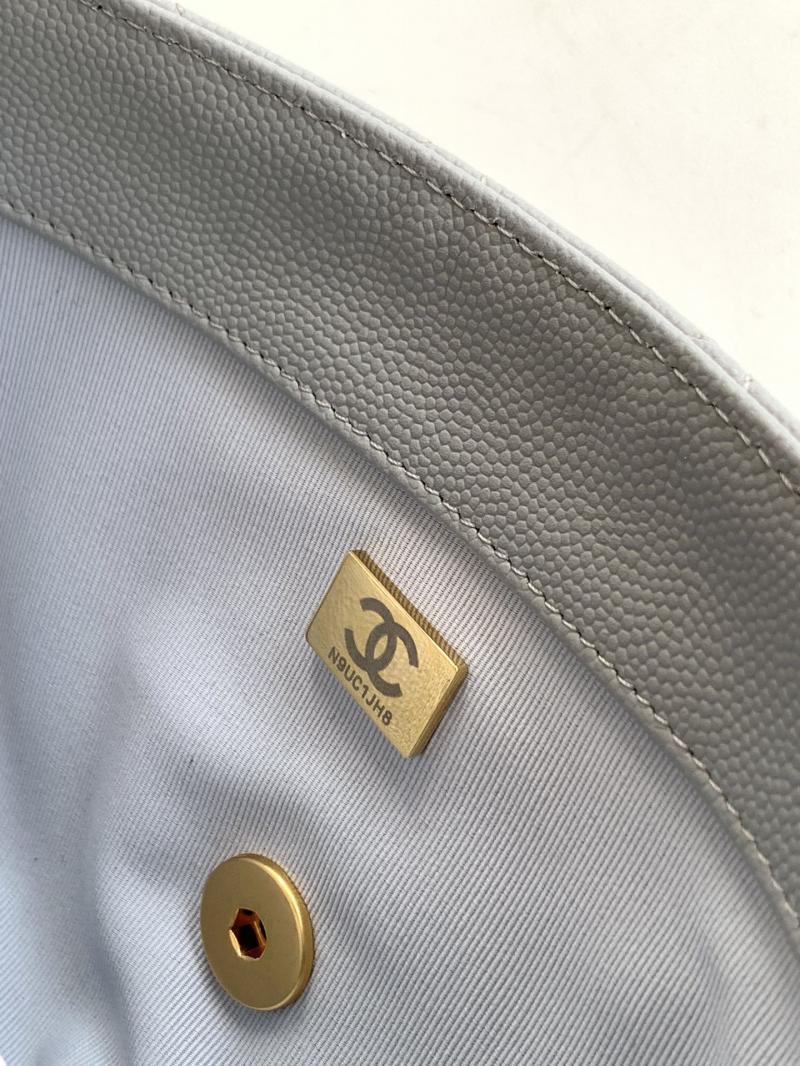 Chanel Leather Flap Bag Light Grey AS5240