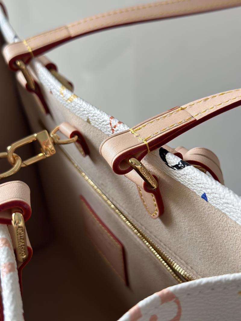 LV x TM OnTheGo MM M13079