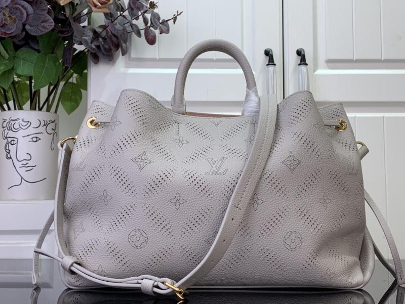 Louis Vuitton Bella Tote M13838