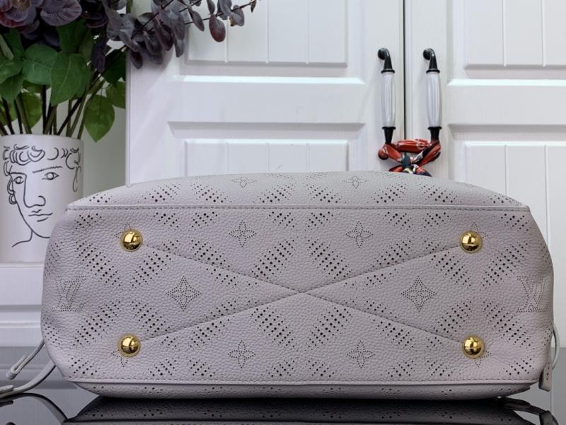 Louis Vuitton Bella Tote M13838