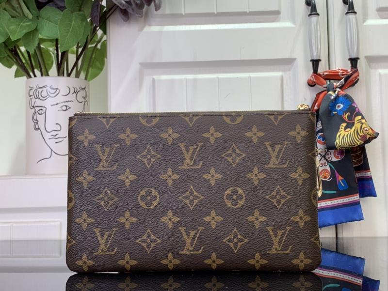 Louis Vuitton Key Pouch M M13560