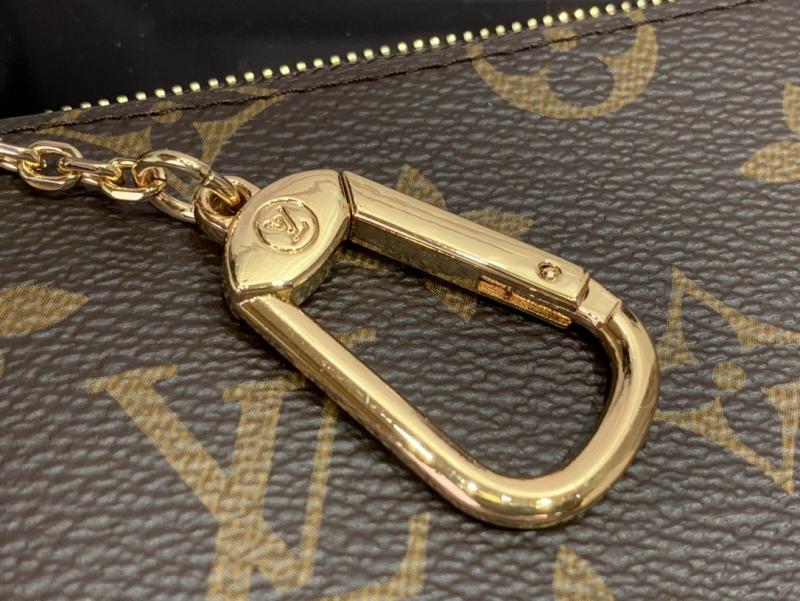 Louis Vuitton Key Pouch M M13560