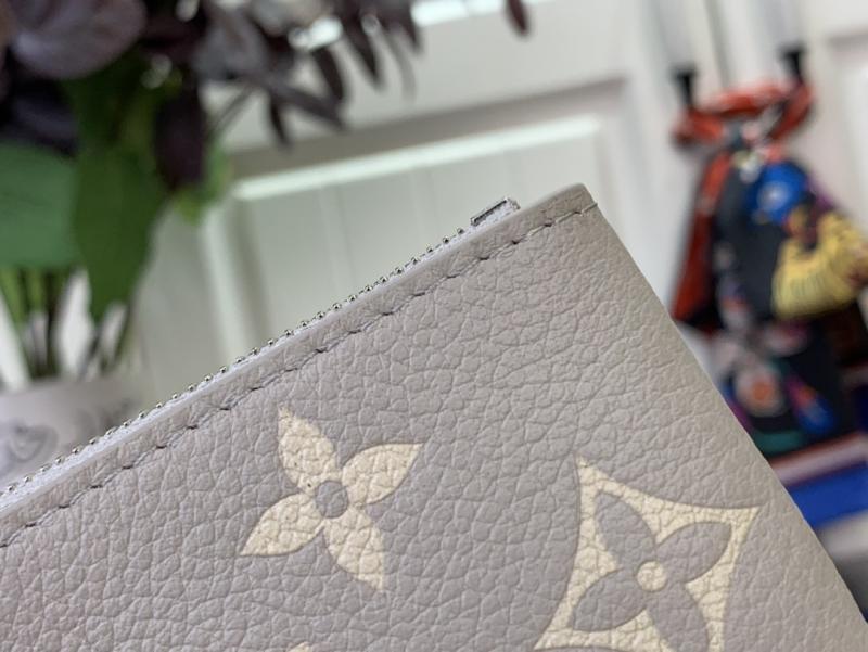 Louis Vuitton Key Pouch M13793