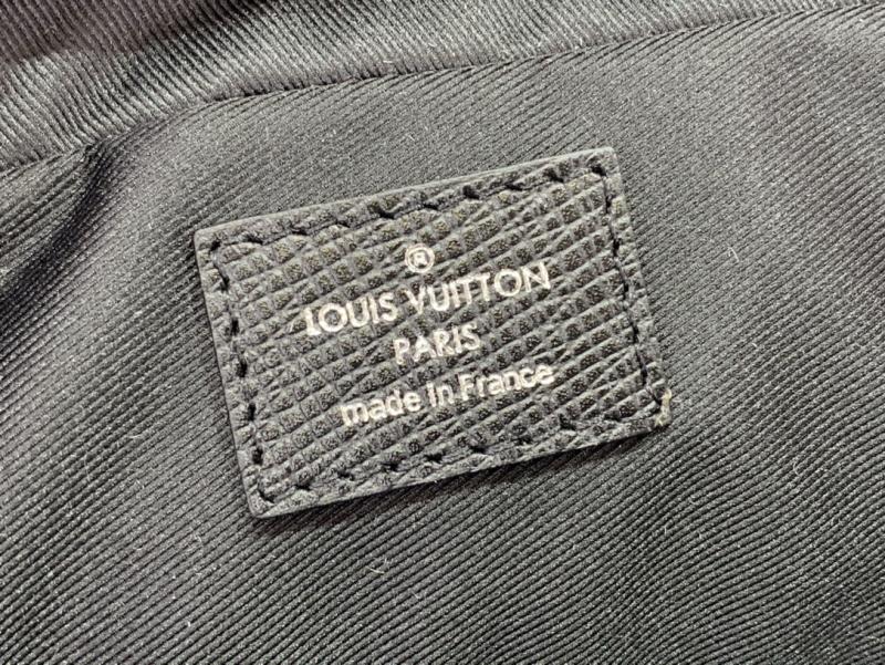 Louis Vuitton Porte-Documents Voyage PM Black M30925