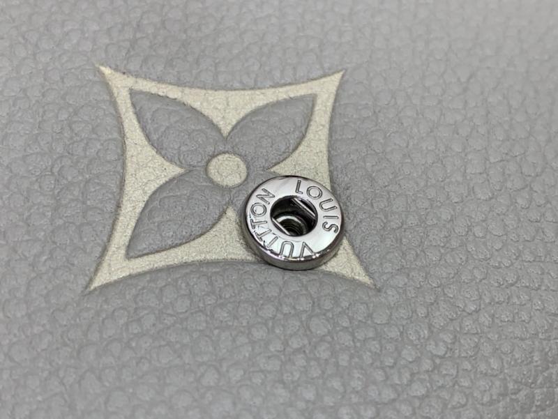 Louis Vuitton Victorine Wallet M14229