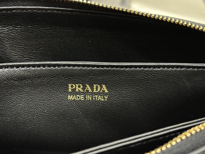 Prada Leather Shoulder Bag Black 1BH194
