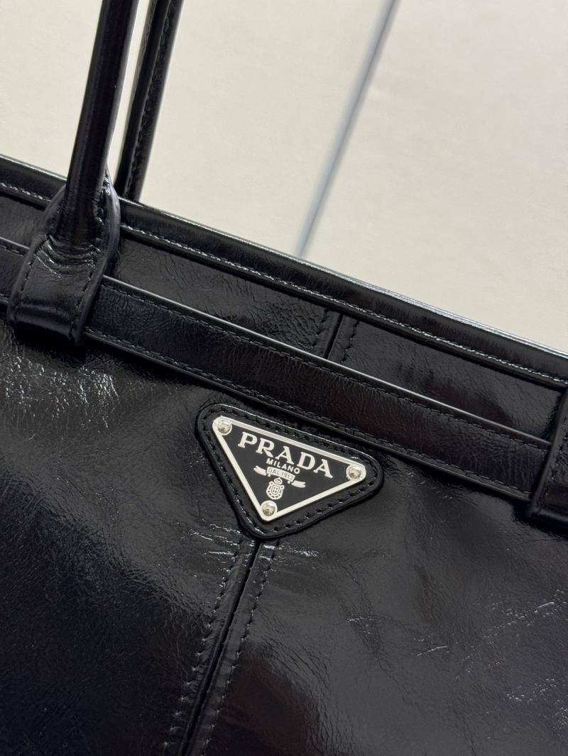 Prada Leather tote bag Black 2VG128