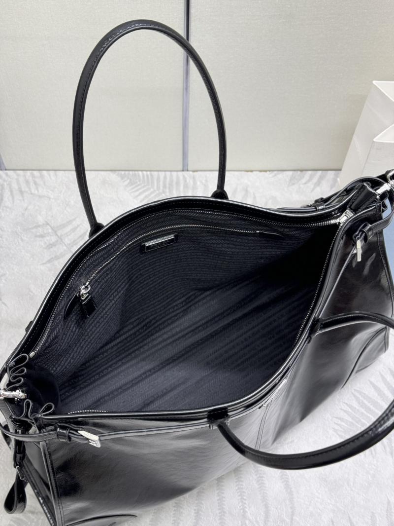Prada Leather tote bag Black 2VG128