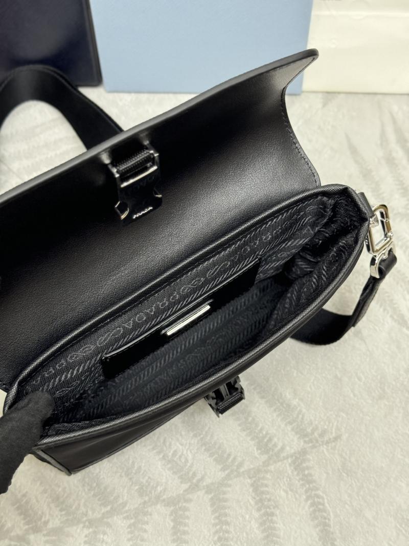 Prada Messenger Bag 2VD053