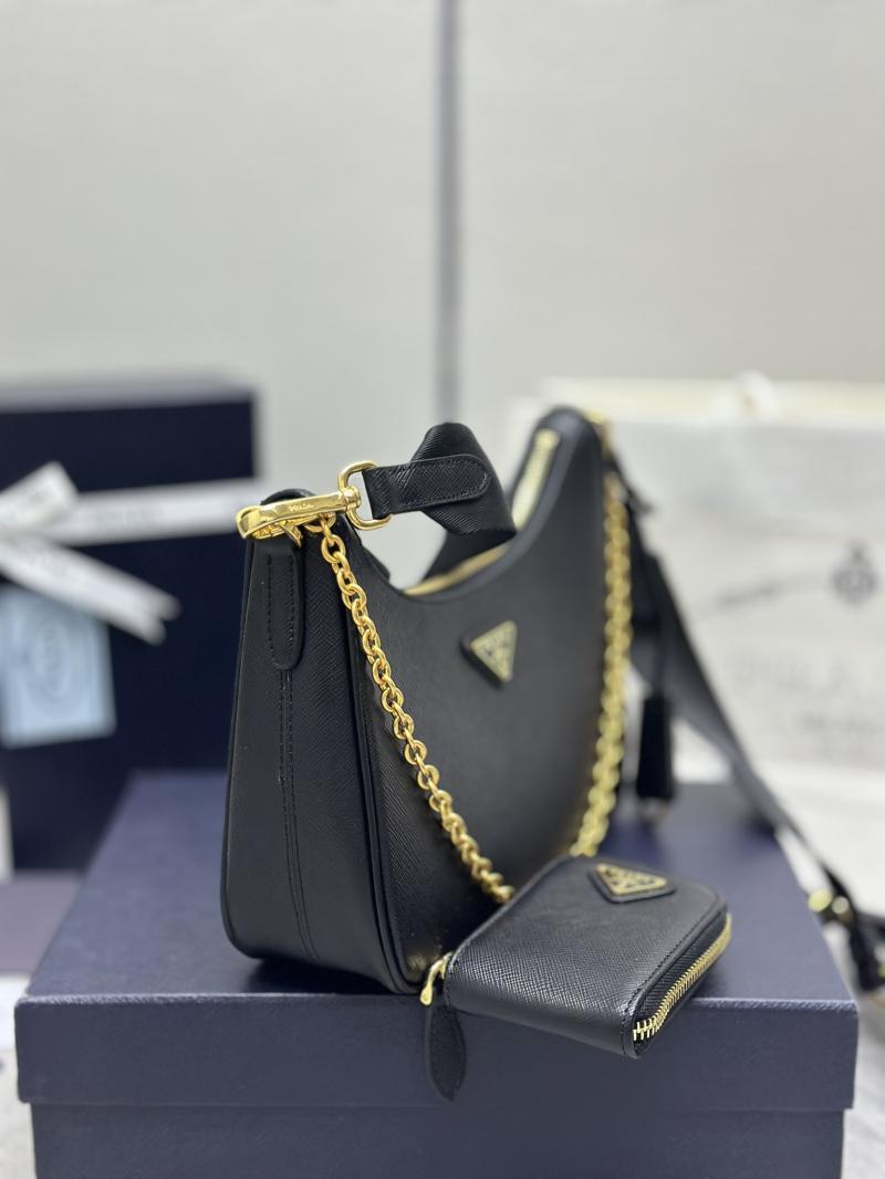 Prada Re-Edition 2005 Saffiano leather bag Black 1BH204