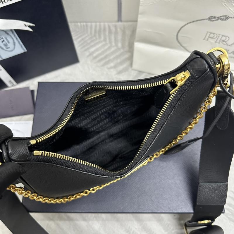 Prada Re-Edition 2005 Saffiano leather bag Black 1BH204