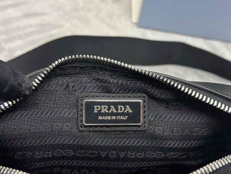 Prada Saffiano leather shoulder bag Black 2VH170