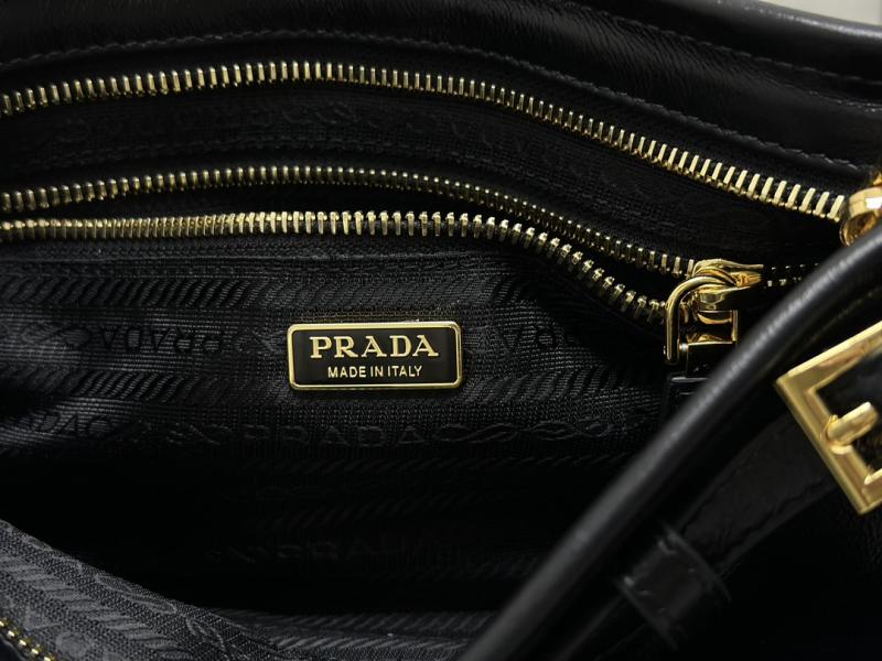 Prada Small leather shoulder bag Black 1BH215