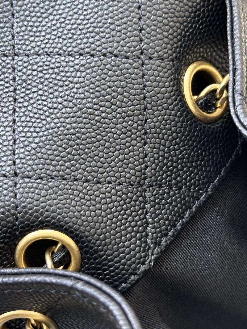 Chanel Grained Calfskin 25 Small Handbag Black AS5293