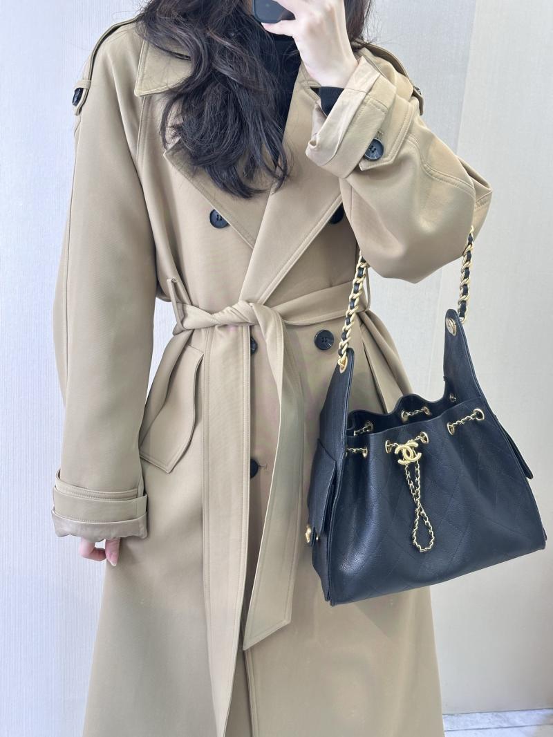 Chanel Grained Calfskin 25 Small Handbag Black AS5293