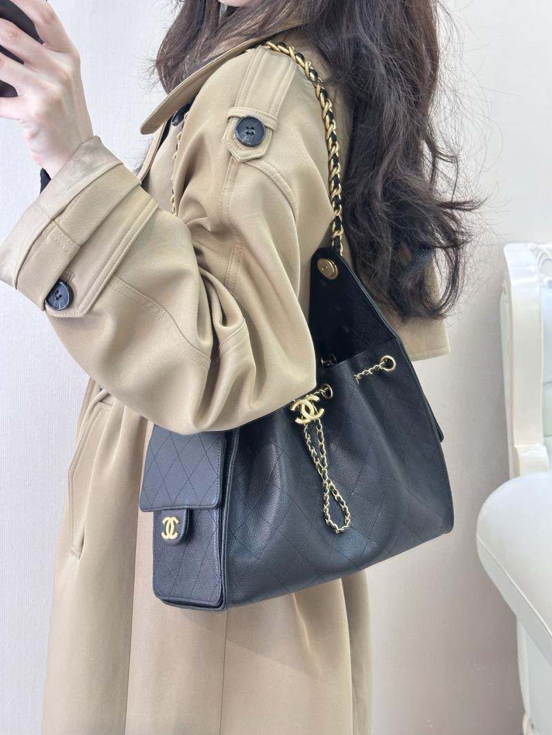 Chanel Grained Calfskin 25 Small Handbag Black AS5293