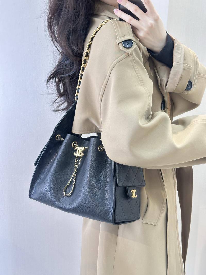Chanel Grained Calfskin 25 Small Handbag Black AS5293
