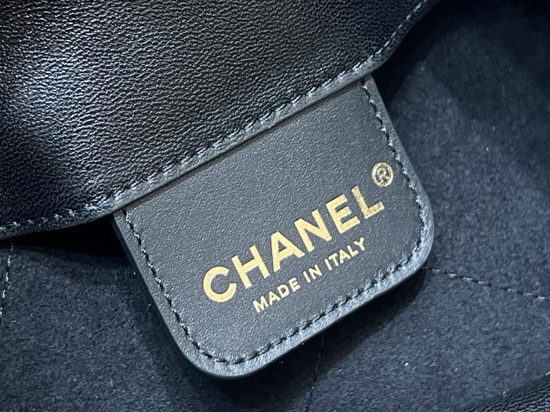 Chanel Lambskin Hobo Bag Black AS5403