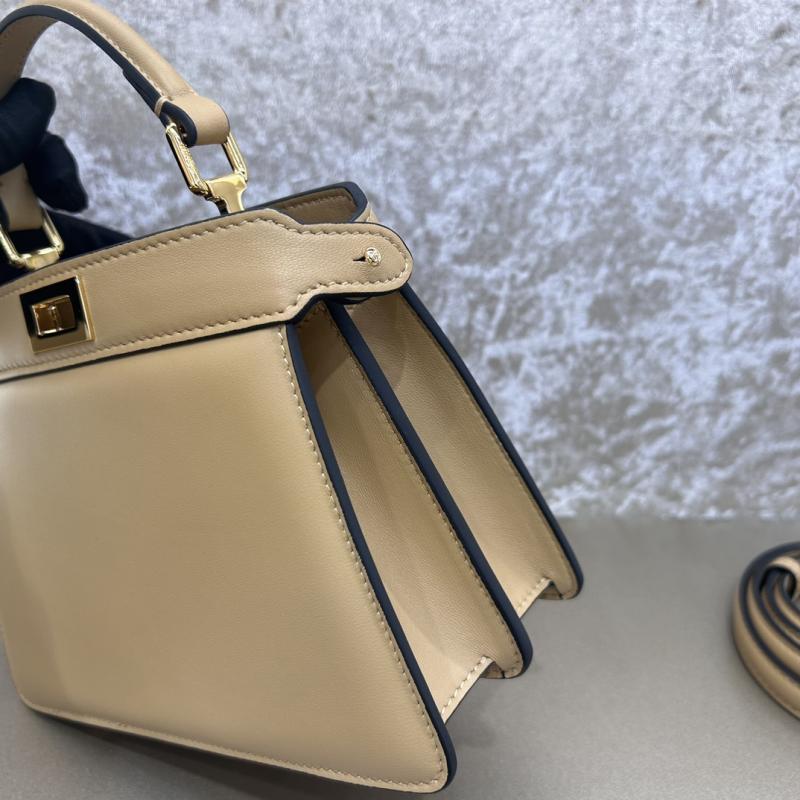 Fendi Peekaboo ISeeU Petite Rose F7011