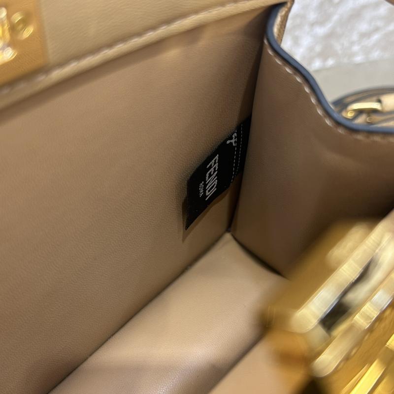 Fendi Peekaboo ISeeU Petite Rose F7011