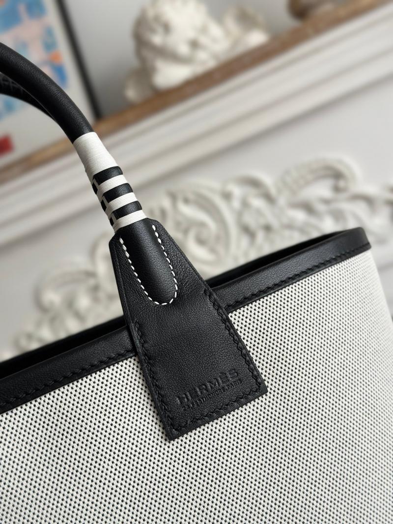 Hermes Steeple 25 Bag H32202