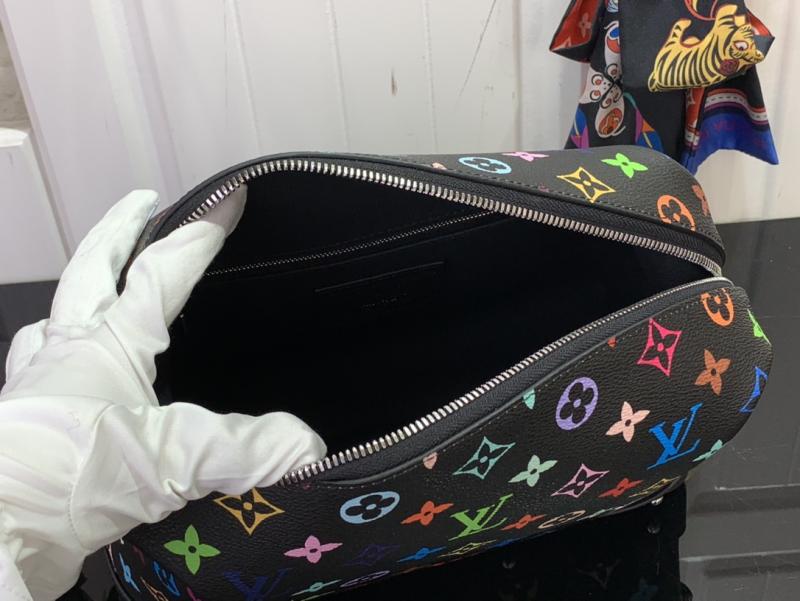 LV x TM Cosmetic Pouch GM Black M13743