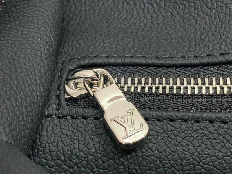 LV x TM Cosmetic Pouch GM Black M13743