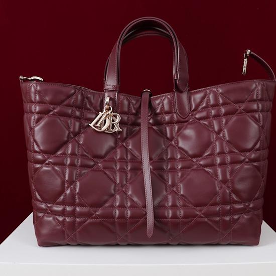 Large Dior Toujours Bag Red M3319