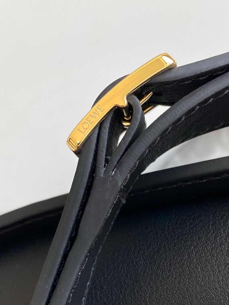 Loewe Hammock Slice bag Black LE9091