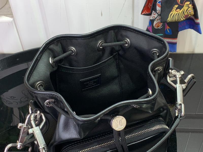Louis Vuitton Noe Cargo M13985