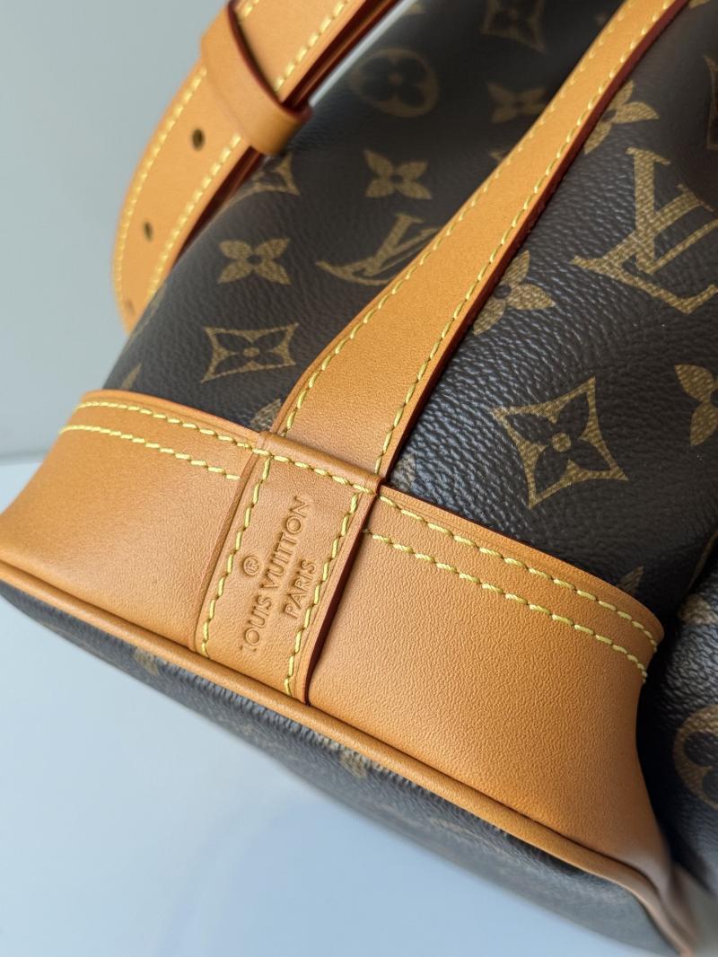 Louis Vuitton Noe Cargo M14017