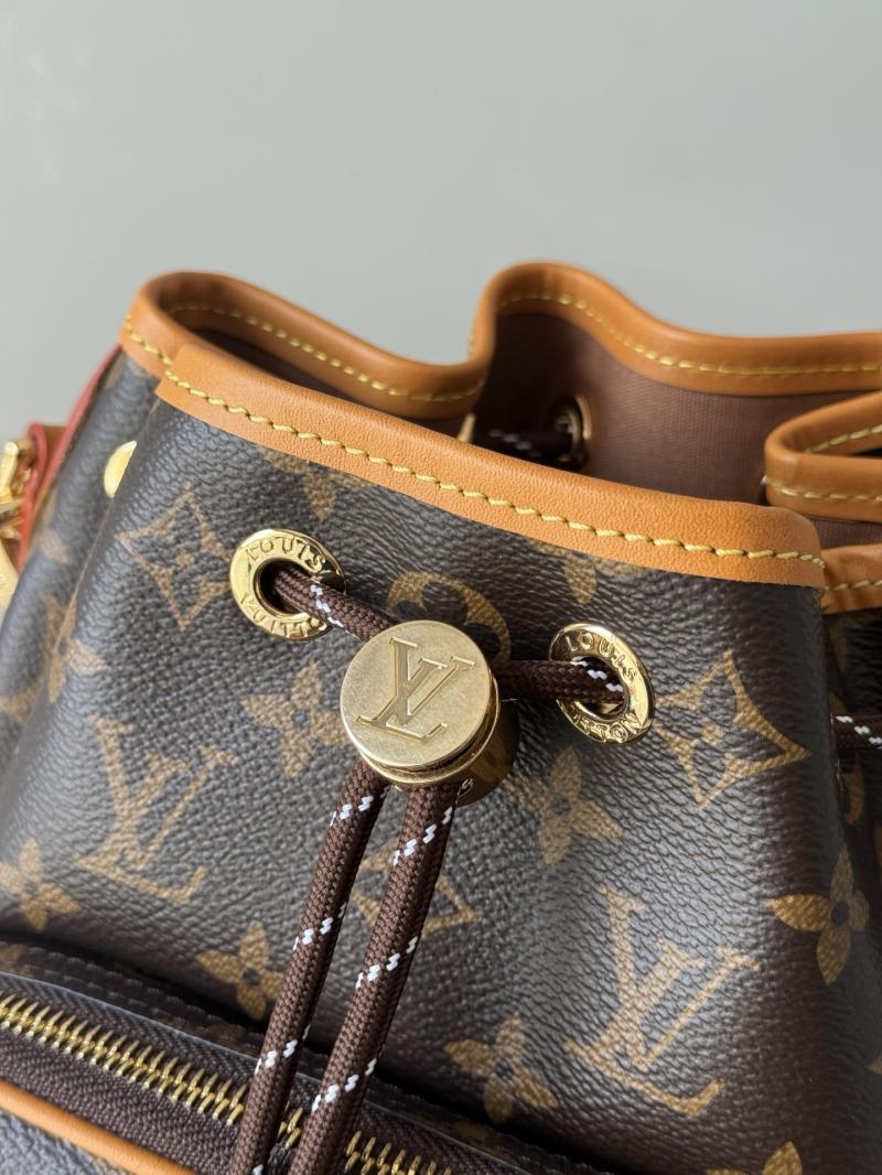 Louis Vuitton Noe Cargo M14017
