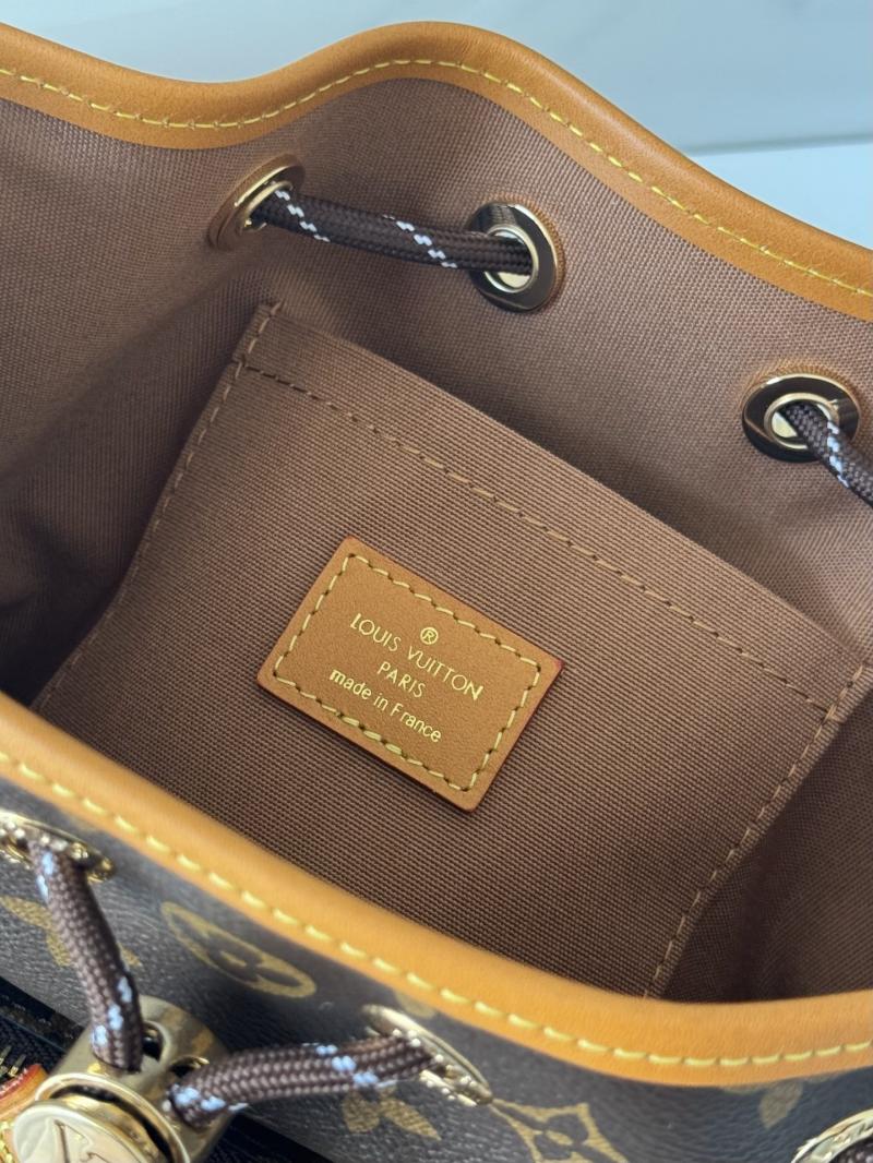Louis Vuitton Noe Cargo M14017