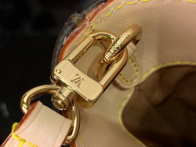 Louis Vuitton Rivage BB M14680