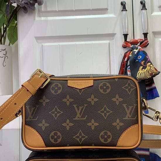 Louis Vuitton Trocadéro Wearable Wallet M14058