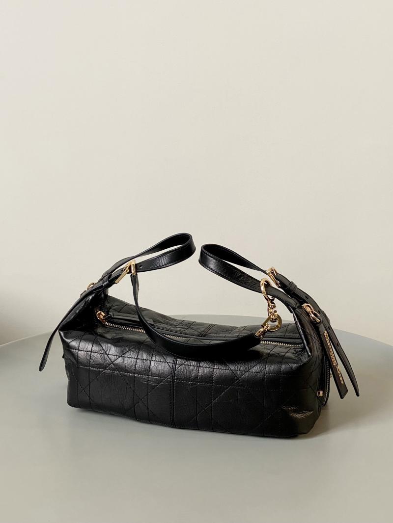 Medium D-Journey Bag in Crinkled Calfskin M2417