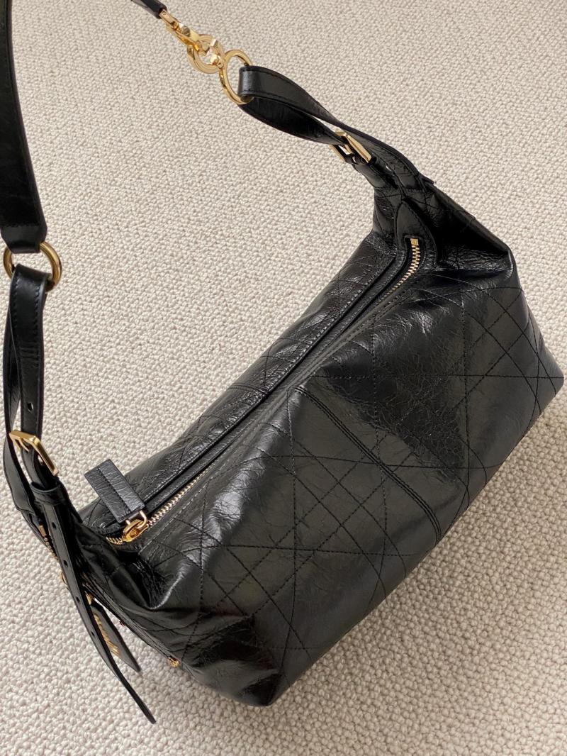 Medium D-Journey Bag in Crinkled Calfskin M2417