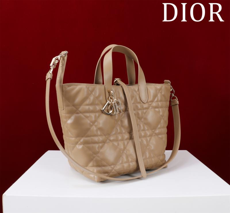 Medium Dior Toujours Vertical Tote Bag Tan M2836
