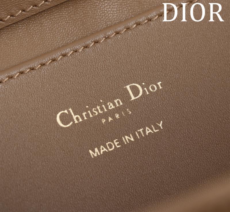 Medium Dior Toujours Vertical Tote Bag Tan M2836