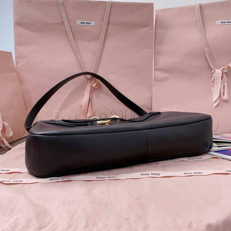 Miu Miu Aventure nappa leather bag Black 5BC181