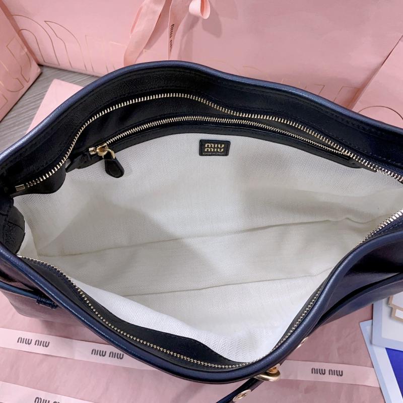 Miu Miu Aventure nappa leather bag Black 5BC181